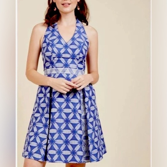 ModCloth Renewed Resplendence Floral Jacquard Halter Cocktail Dress Size 1X Blue - Picture 1 of 13